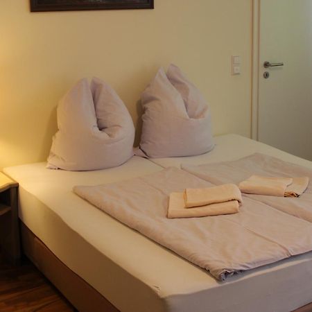 Monteurzimmer Ferienwohnungen Fritsche-Tauberbischofsheim Dittwar 外观 照片