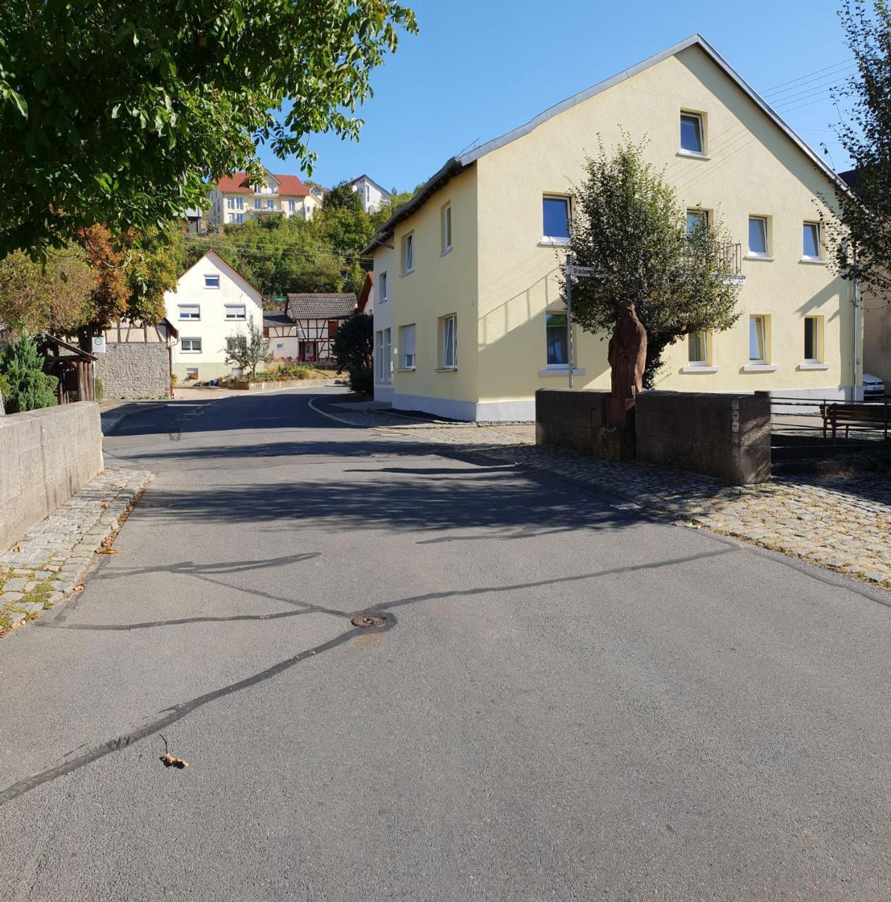 Monteurzimmer Ferienwohnungen Fritsche-Tauberbischofsheim Dittwar 外观 照片